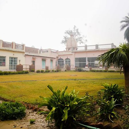 Shree Krishna Bhakti Ashram Hotell Vrindāvan Exteriör bild