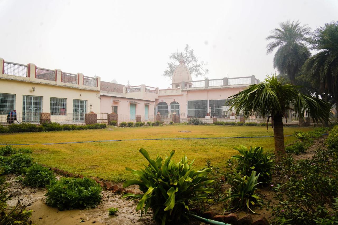 Shree Krishna Bhakti Ashram Hotell Vrindāvan Exteriör bild