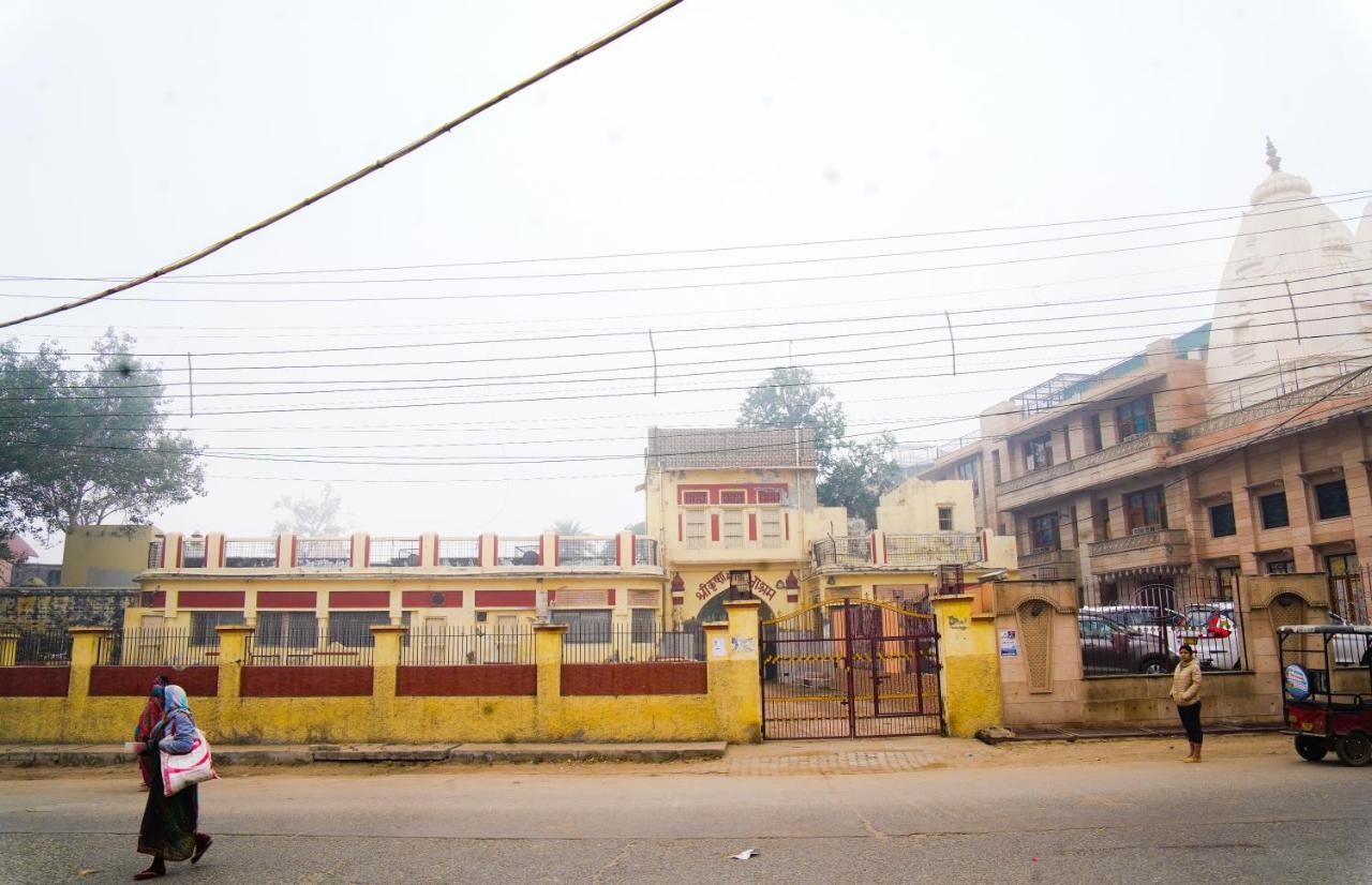 Shree Krishna Bhakti Ashram Hotell Vrindāvan Exteriör bild