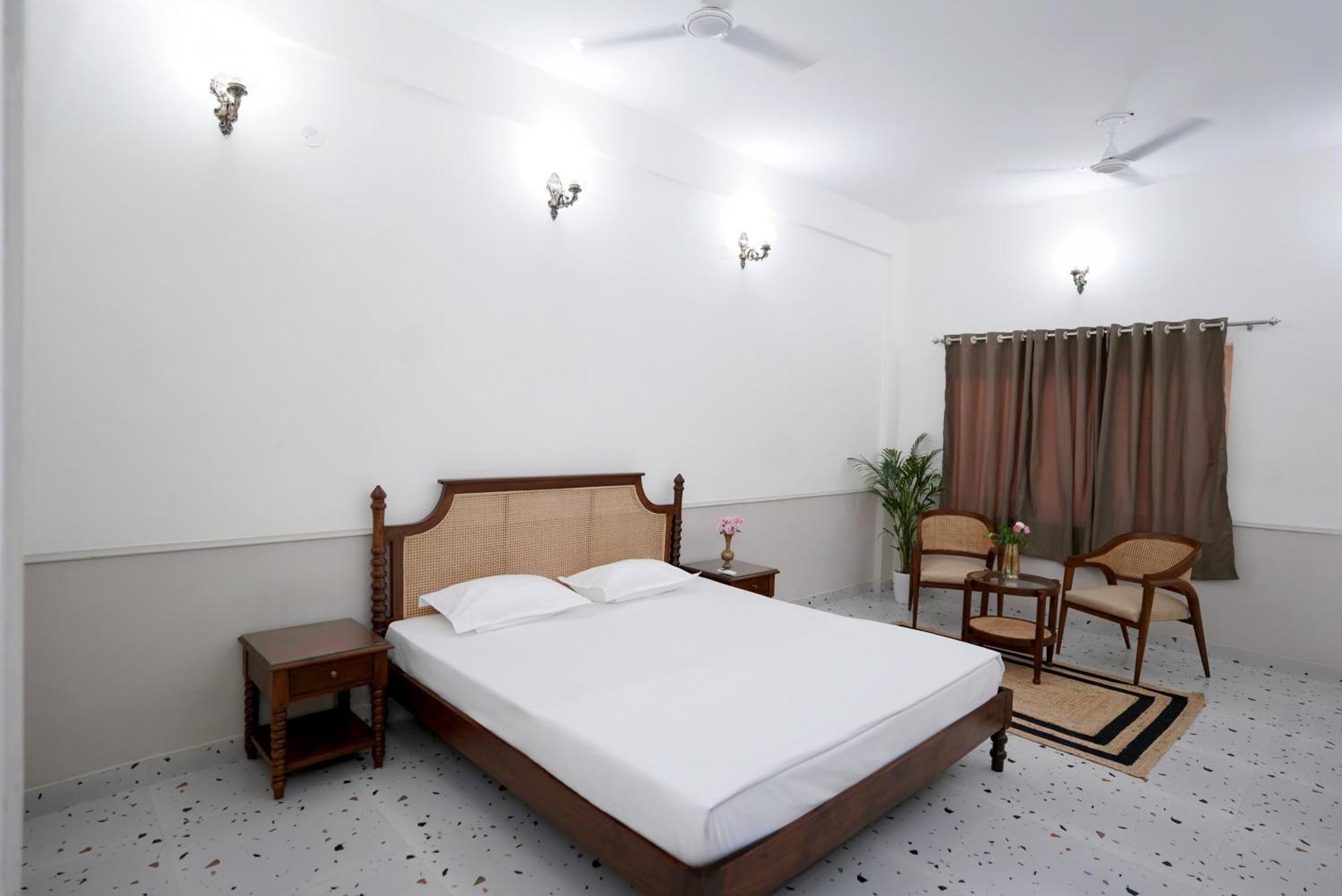 Shree Krishna Bhakti Ashram Hotell Vrindāvan Exteriör bild